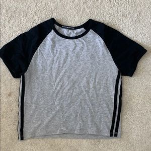 brandy melville cropped baseball tee